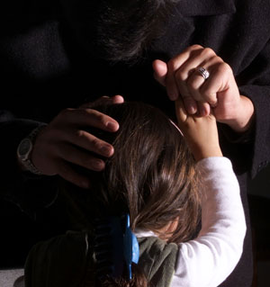 abuso infantil - Abuso Sexual Infantil: ¿Qué hacer y cómo prevenirlo?
